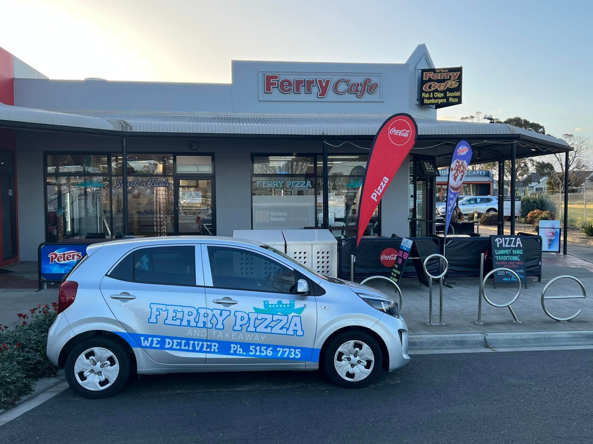 The Ferry Cafe and Mr Pizza