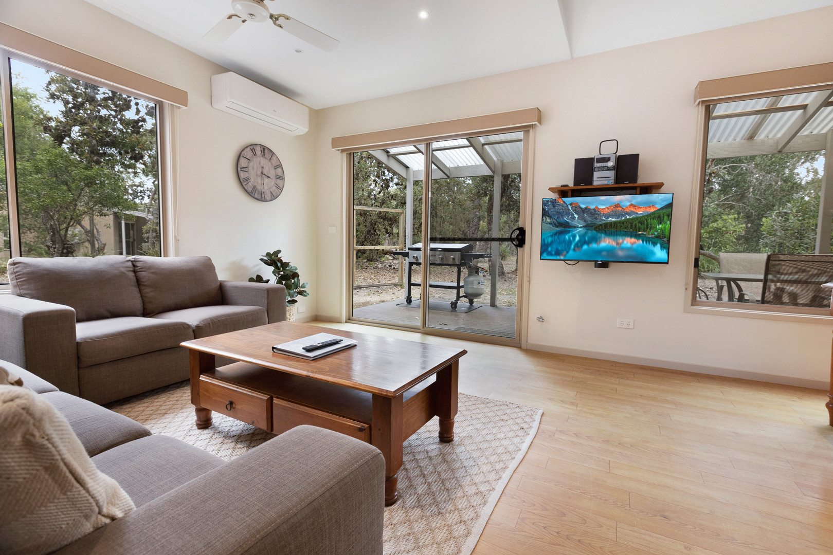 Bungaree - Waterfront Retreat