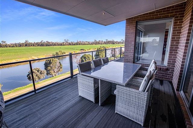 Riverside Haven